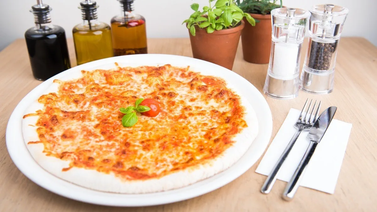 PIZZA MARGHERITA 30 cm