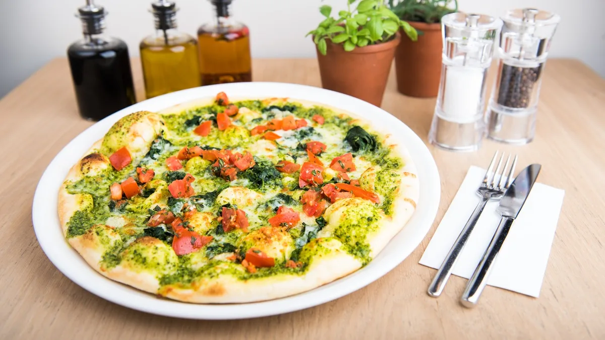 PIZZA PESTO CON SPINACI 30 cm