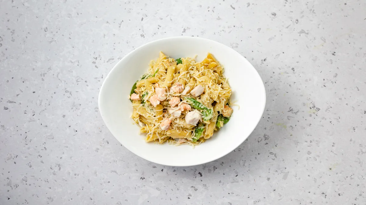 Tagliatelle Al Pollo