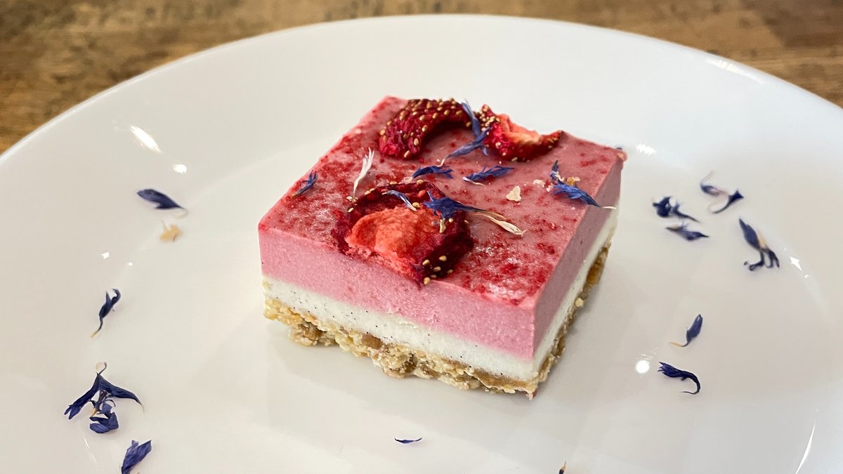 Paleo és Vegán Epres-Vaníliás Kocka