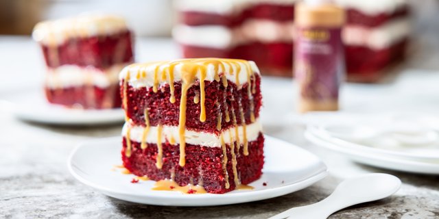 Red Velvet Half Cake