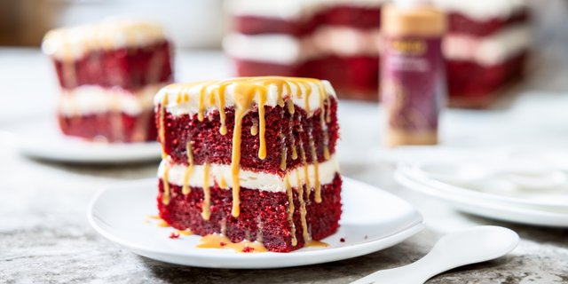Red Velvet Whole Cake