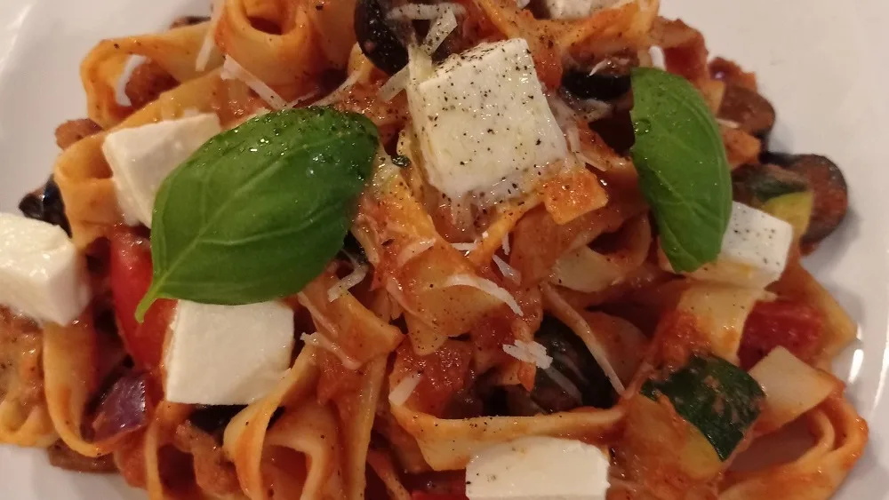 Tagliatelle con verdure