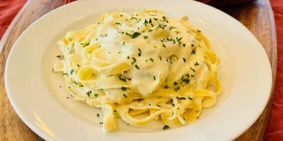 Fettuccine Alfredo