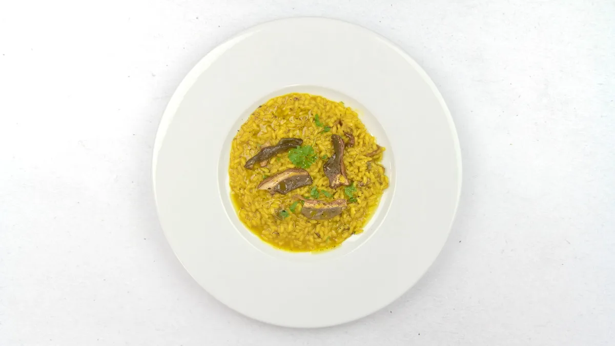 Risotto alla Milanese s kuracím mäsom
