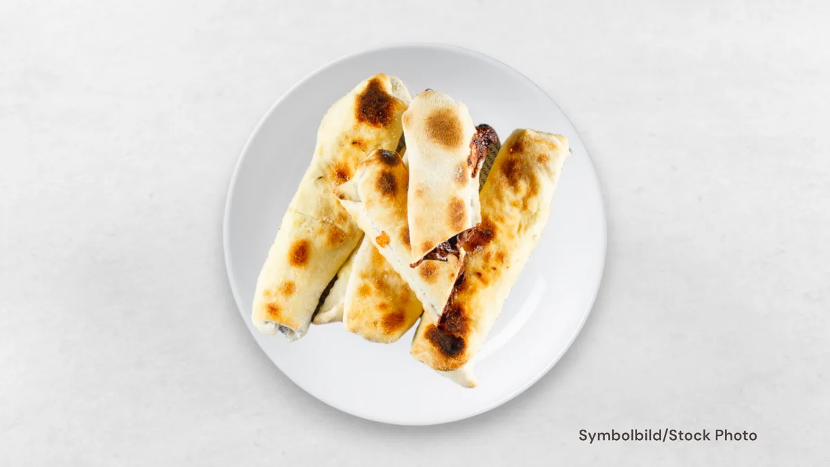 Gefülltes Pizzastangerl
