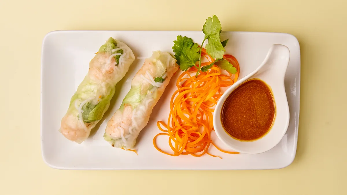 16. Goi Cuon - Summer Rolls