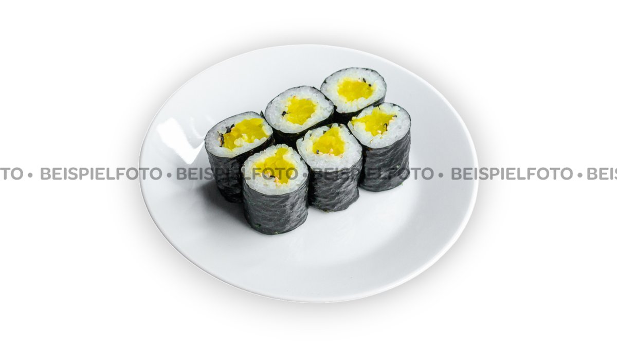 303. Shinko Maki