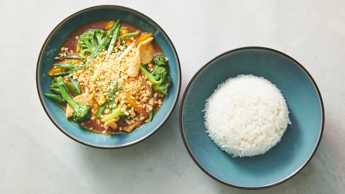 18. Spicy Satay Sauce (V)