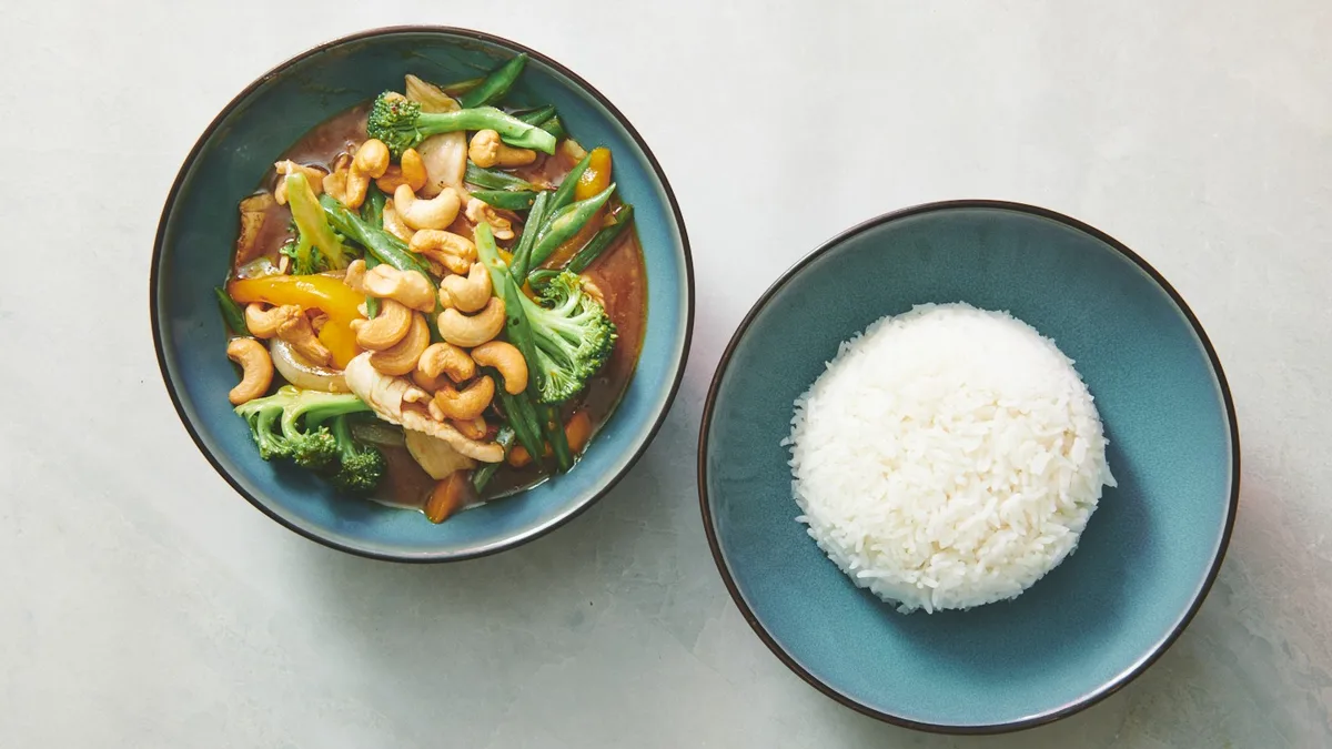 20. Hot Fried Cashew (V)