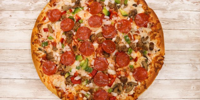 Deluxe Pan Pizza