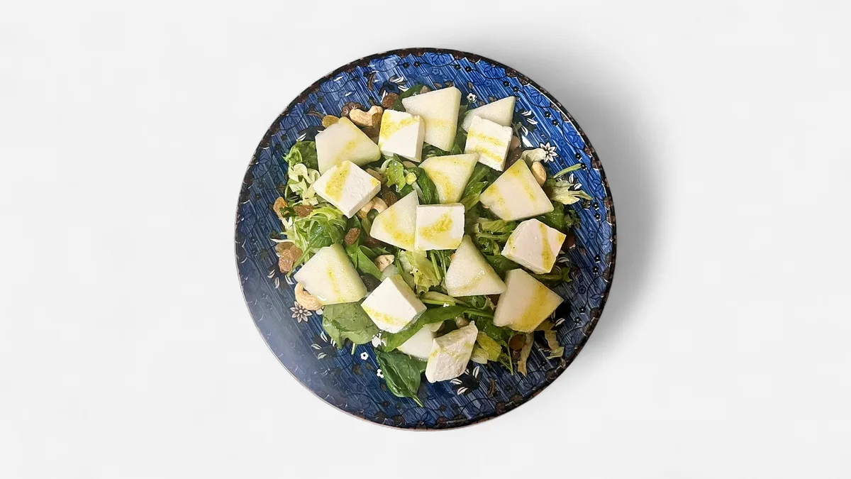 SALATA SA DINJOM