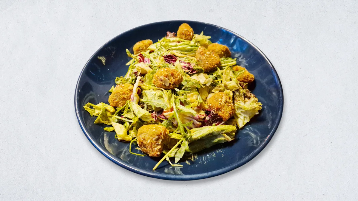 Salata sa falafelima POSNO