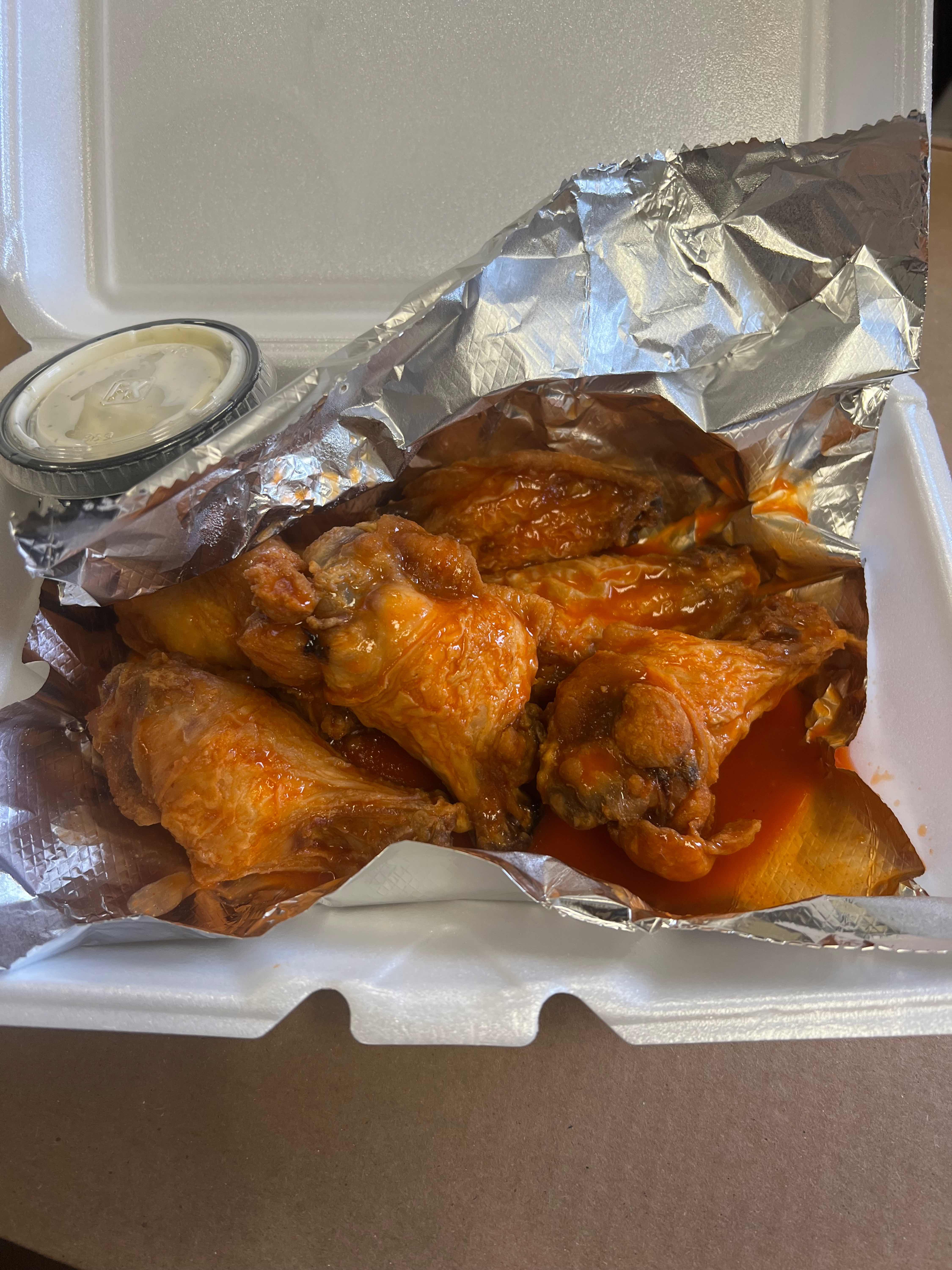 8 Wings