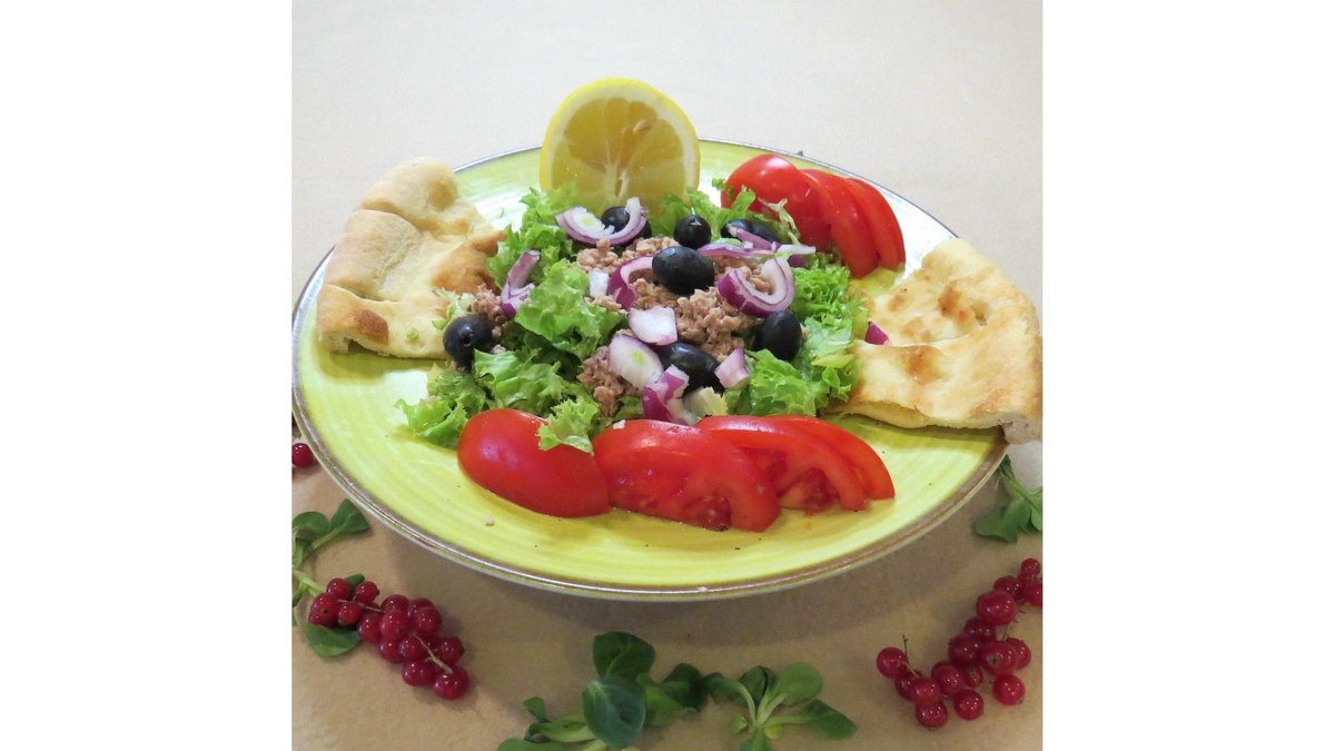 Salată ton