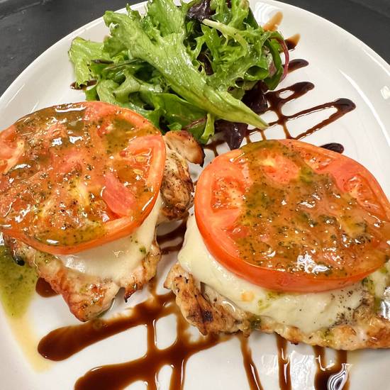 CHICKEN CAPRESE