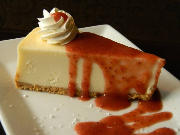 Cheese Cake W/Strawberry Sauce