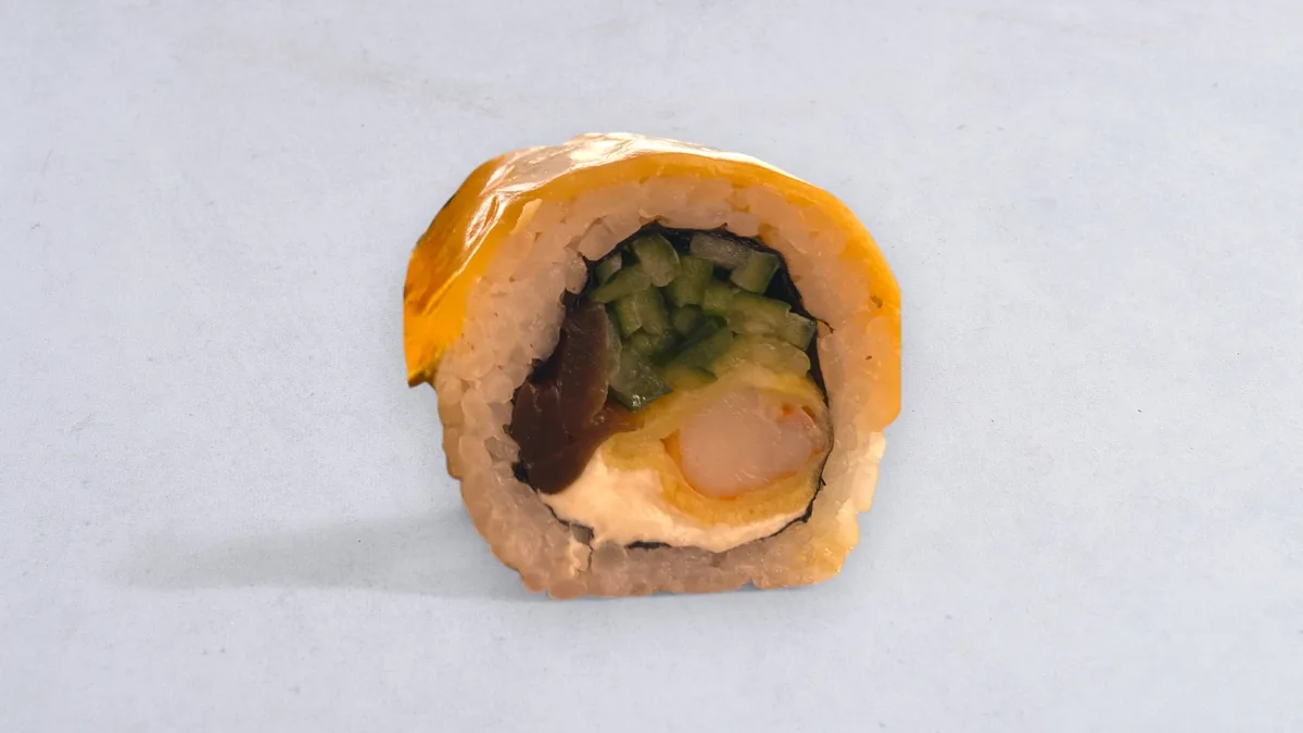 Cheddar Krewetka Roll 8x