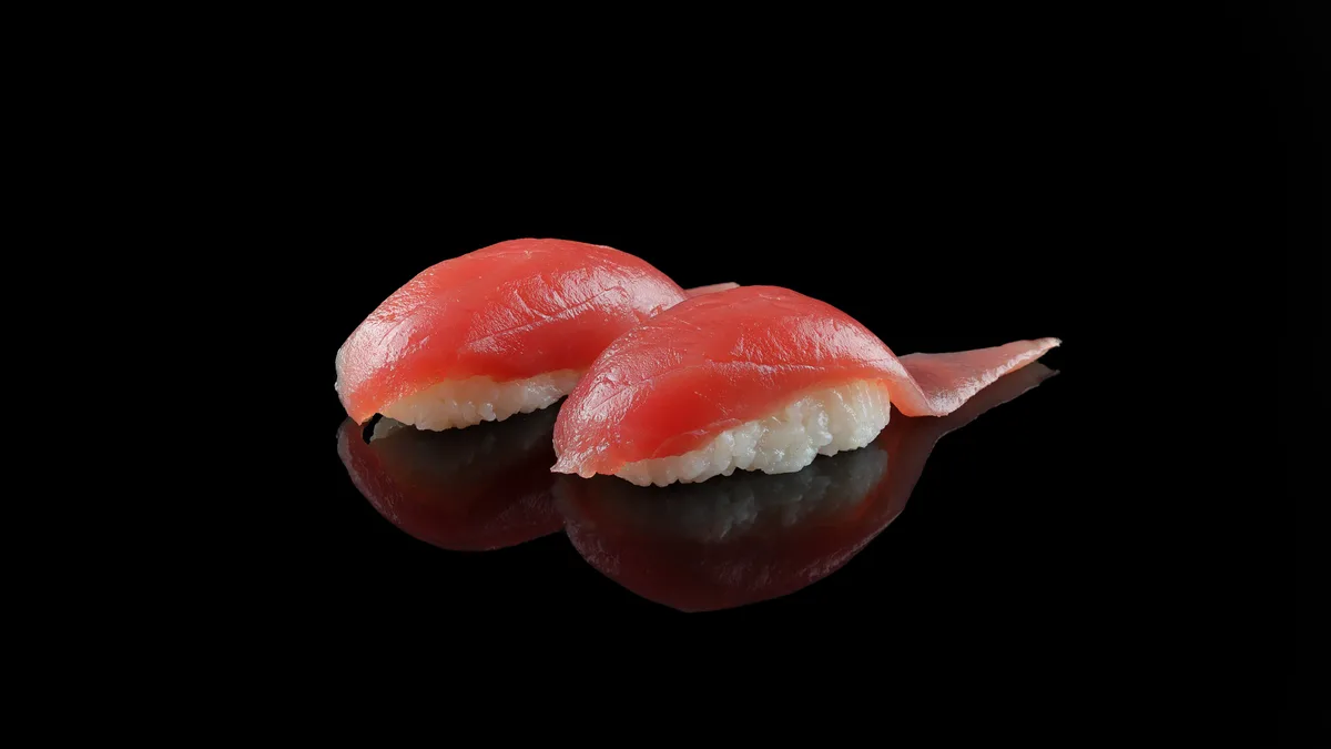 Nigiri tuńczyk