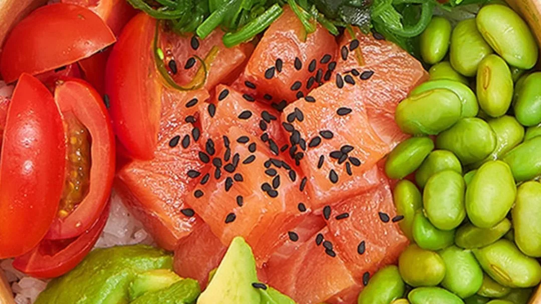 POKE BOWL ŁOSOŚ