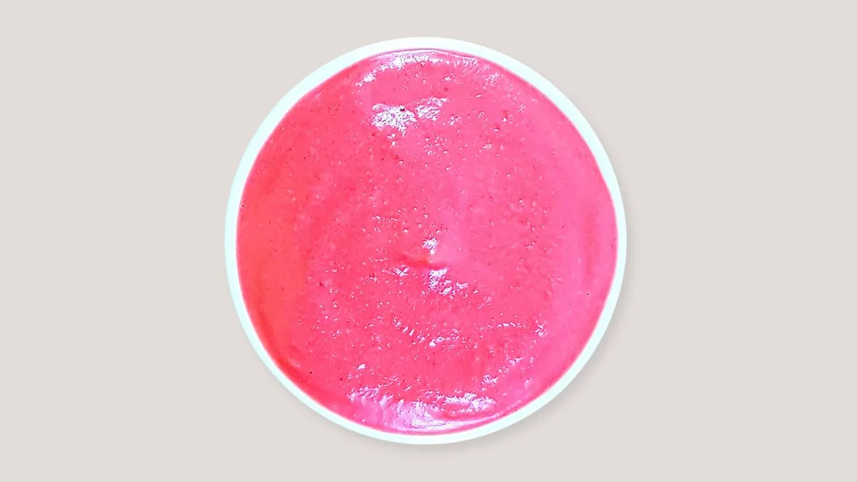 Hausgemachter Rote Bete - Hummus Dip