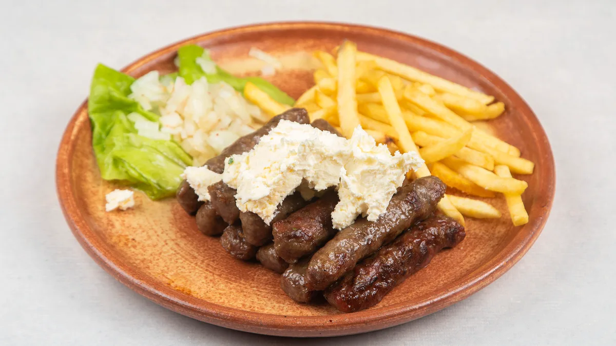 Ćevapi sa kajmakom 250g