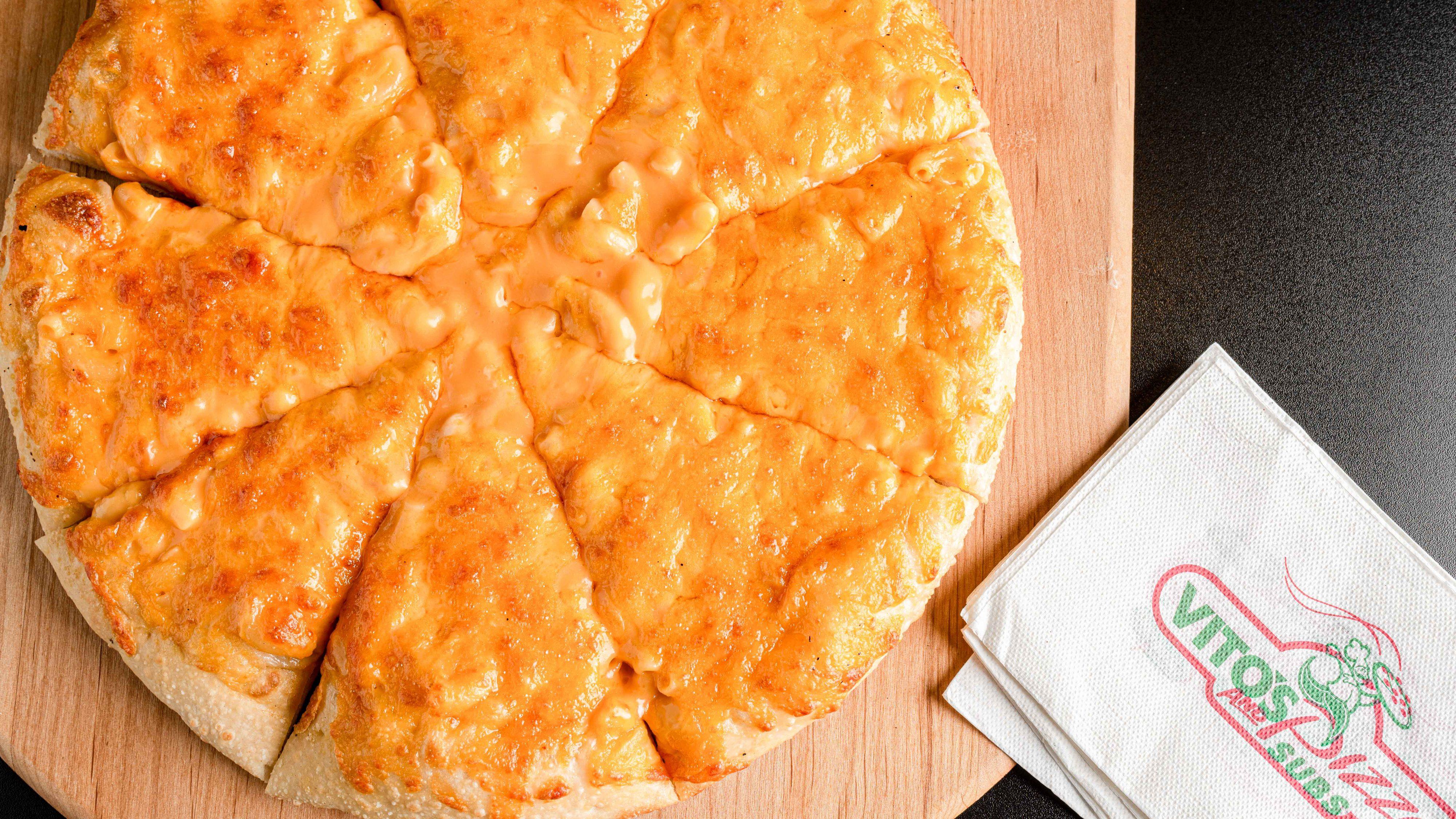 Mac and Cheese Pizza