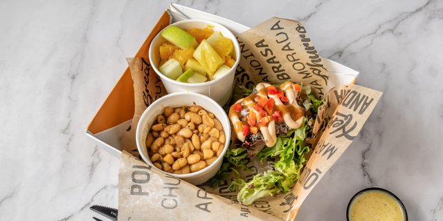Stuffed Avocado Boxed Lunch