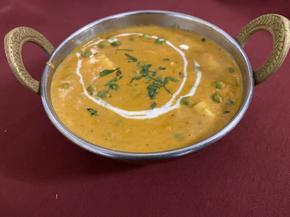 Mattar Paneer (Vegetarian)