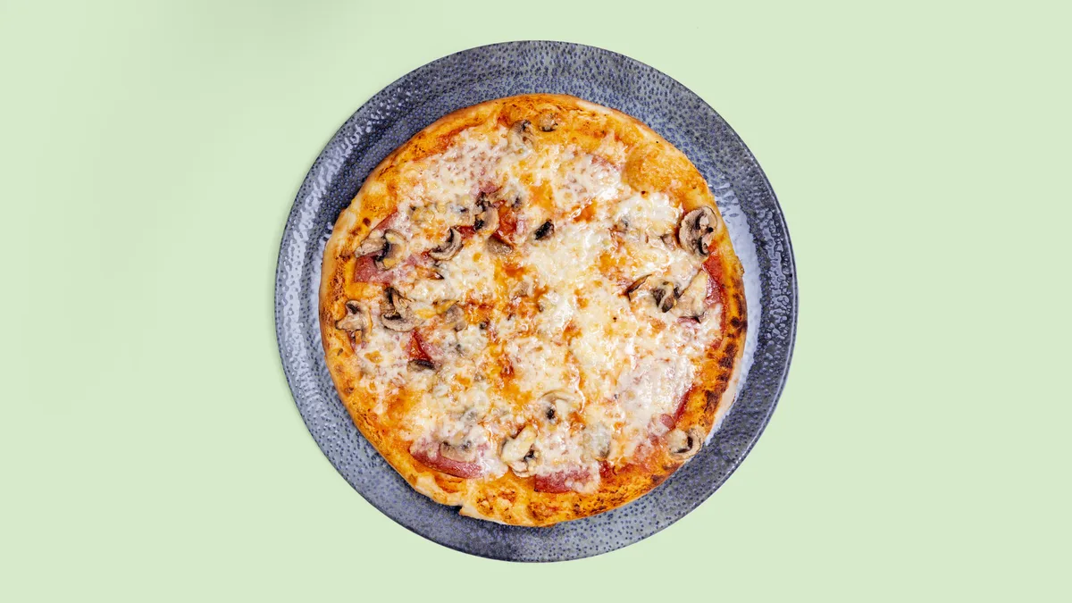 Family Pizza Rustica