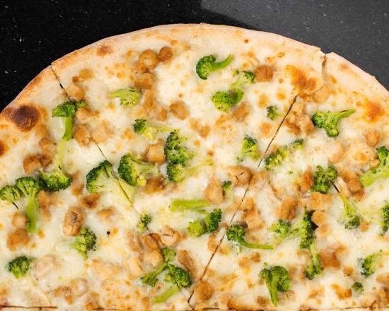 Alfredo Chicken Broccoli Pizza