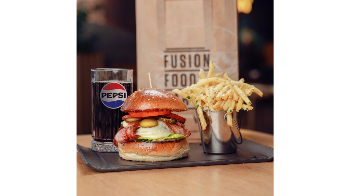 Vivo Burger and Pepsi 0.25L Combo
