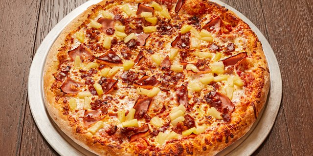 Gluten-Free Hawaiian Pizza