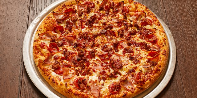 Gluten-Free Meat Magnifico Pizza