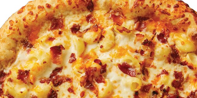 Mac and Cheese Pizza