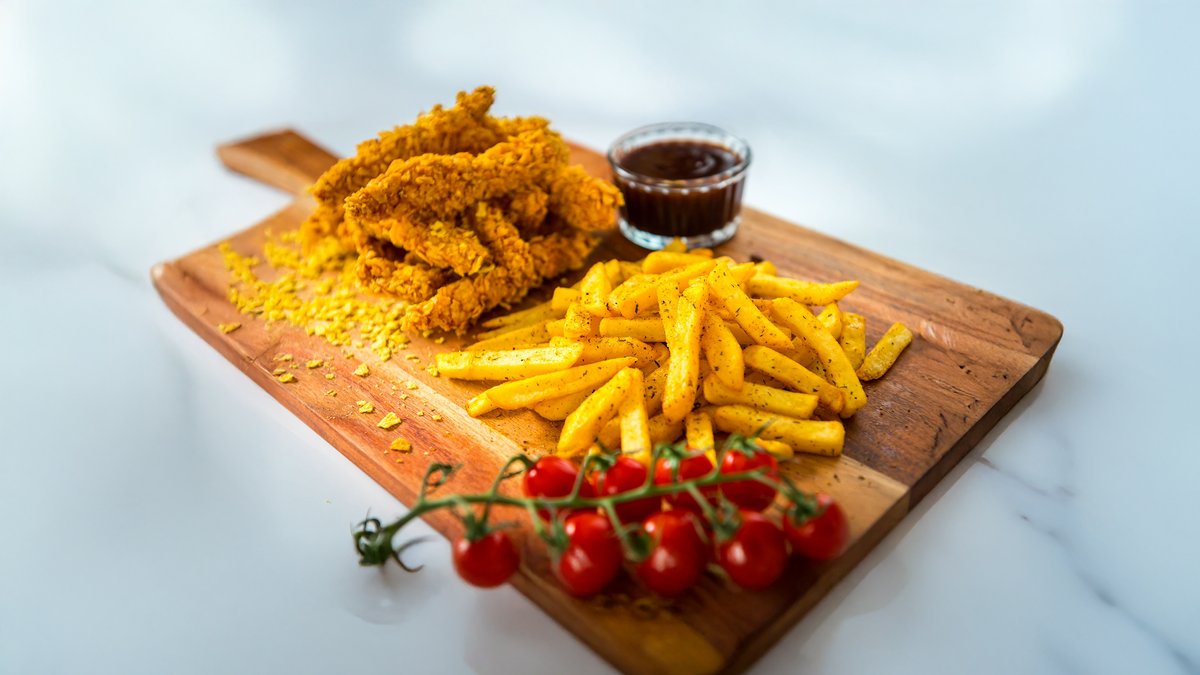 Crispy Chicken Bucket Combo Aprox. 4-5pers.