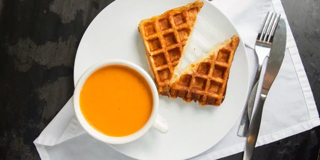 Grilled Cheese and Bisque