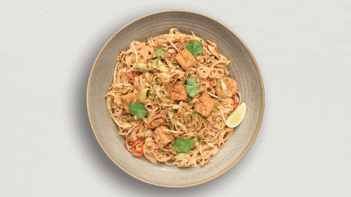 1145. Yasai Pad Thai