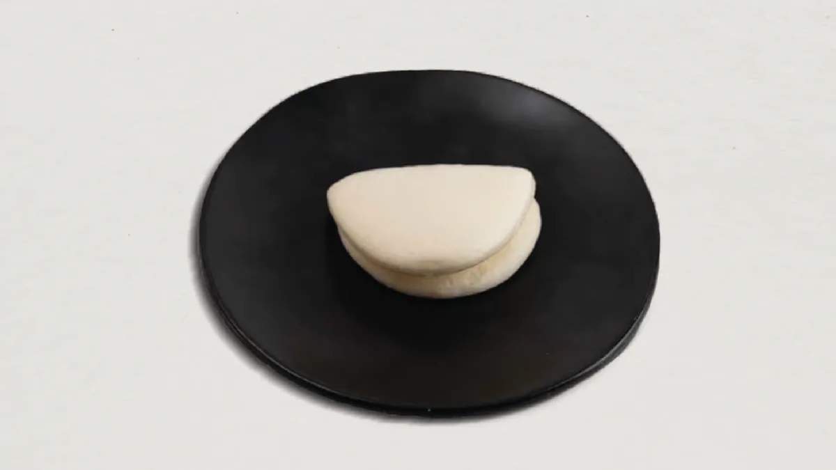 310. Bao Bun Plain