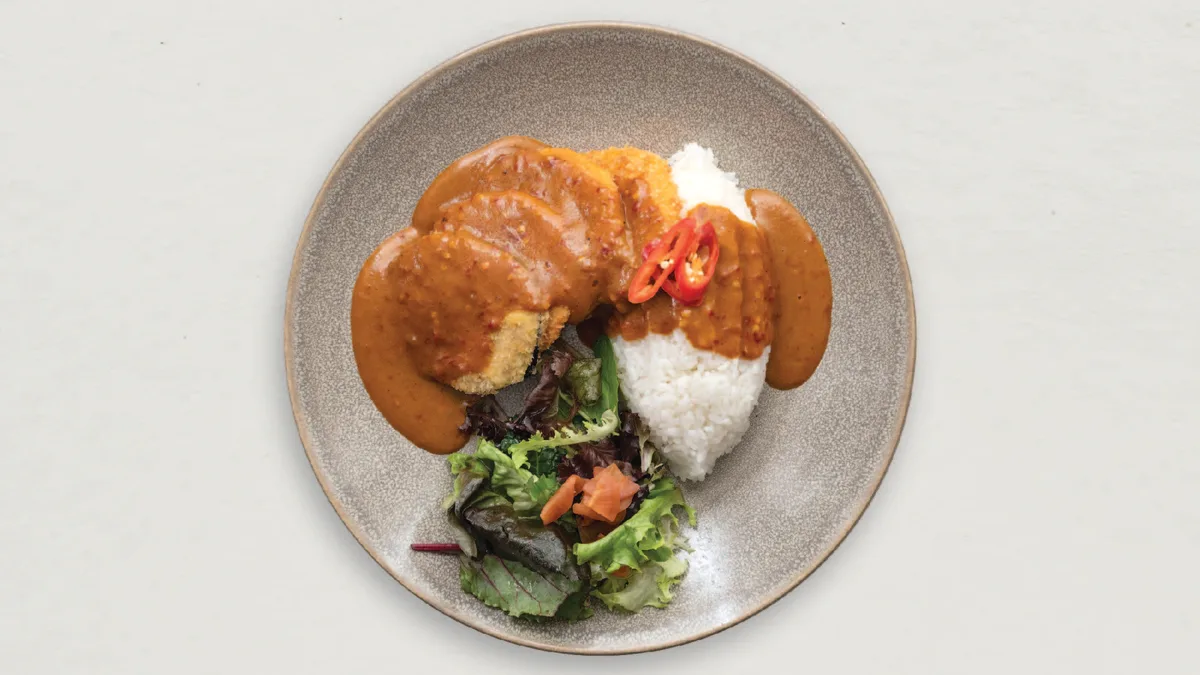 667. Yasai Hot Katsu Curry