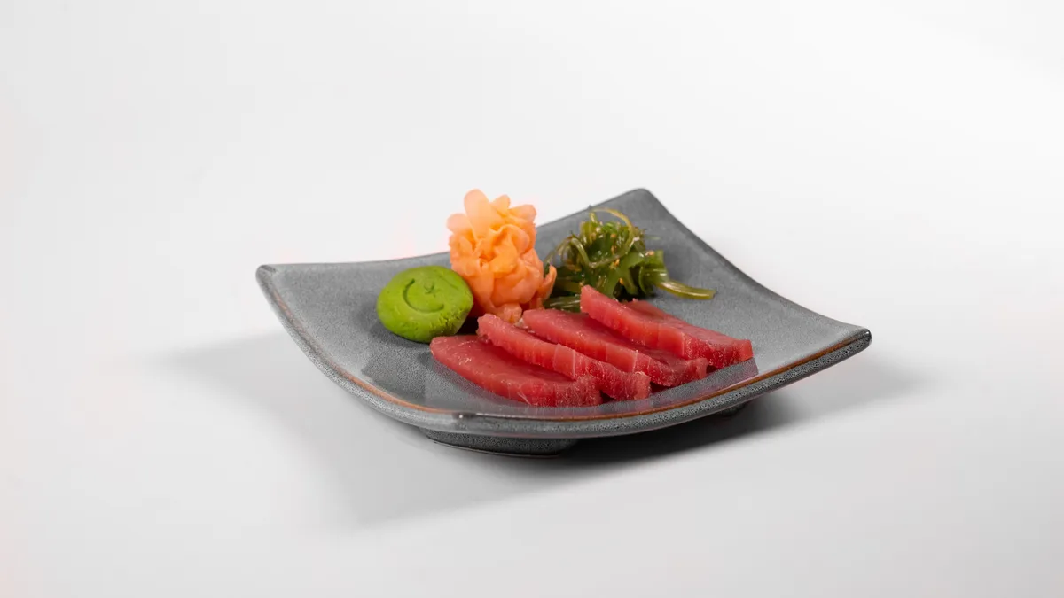 sashimi tuniak