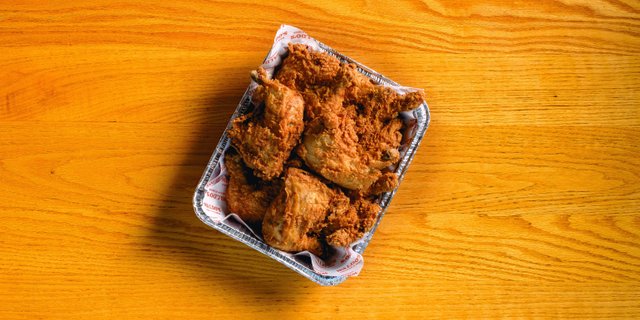 16 Fried Chicken Quarters