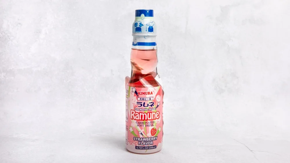 RAMUNE Strawberry Drink (Japanese)