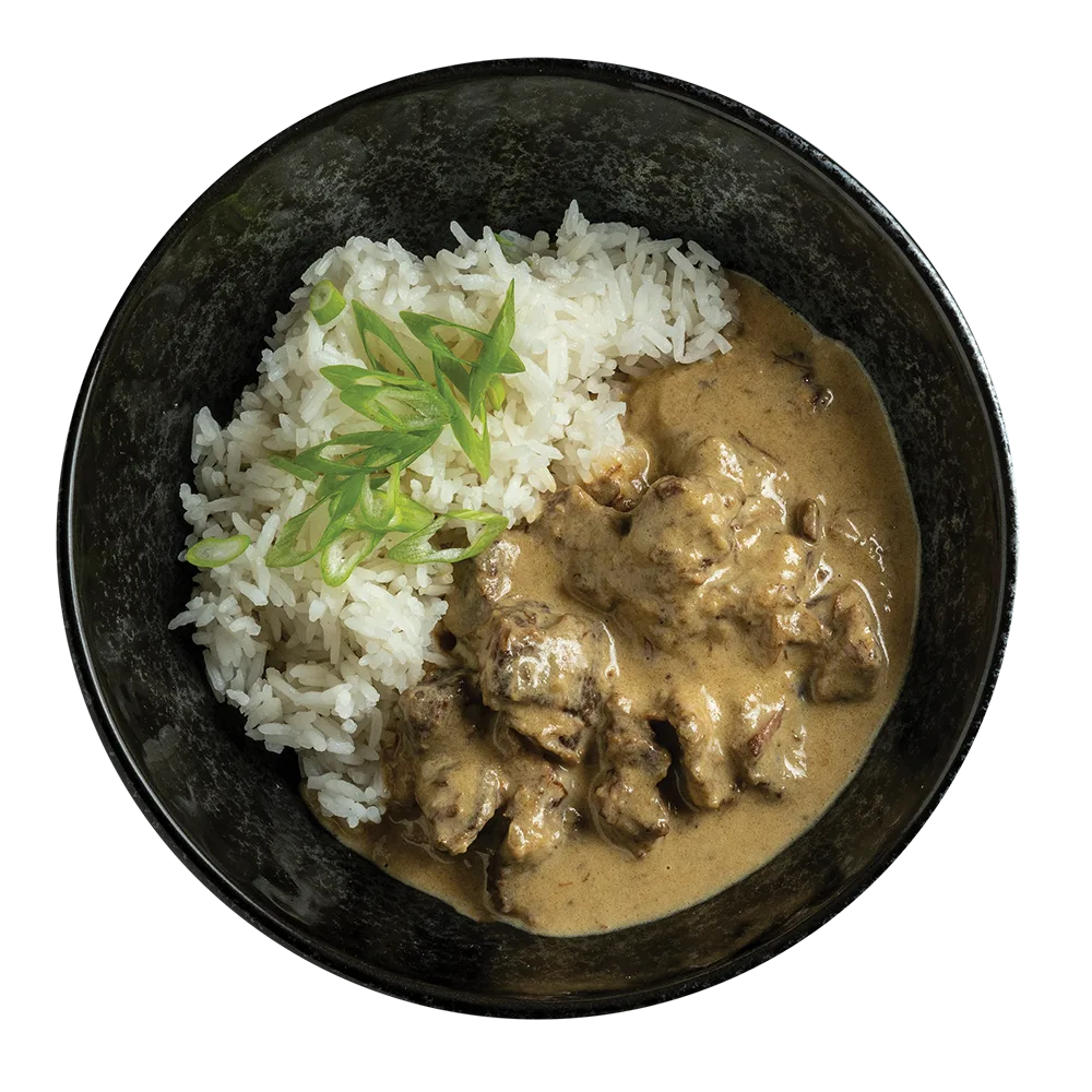 Thai marhapörkölt párolt rizzsel