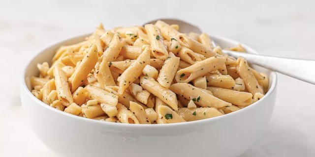 Penne Mozzarella Salad