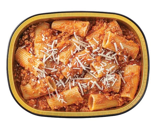 Wegmans Gold Pan Rigatoni Bolognese, Cooked