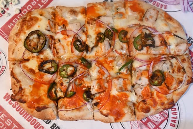 Buffalo Chicken Flatbread