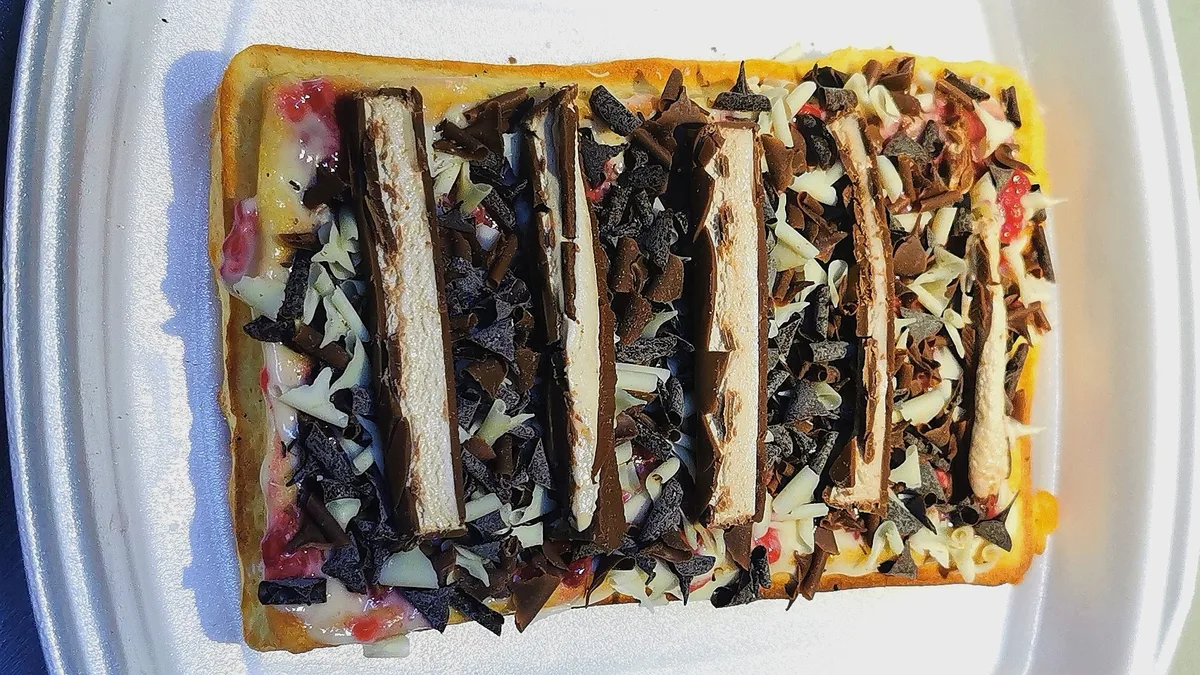 Sima gofri Vanpud/málna/Milkyway/vegyes csoki