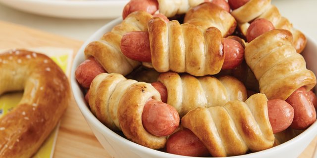 Cheesy Dog Bites