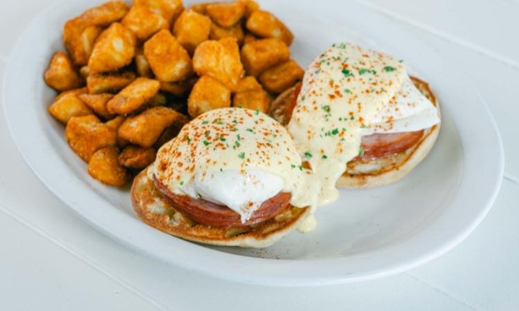 Eggs Bennie